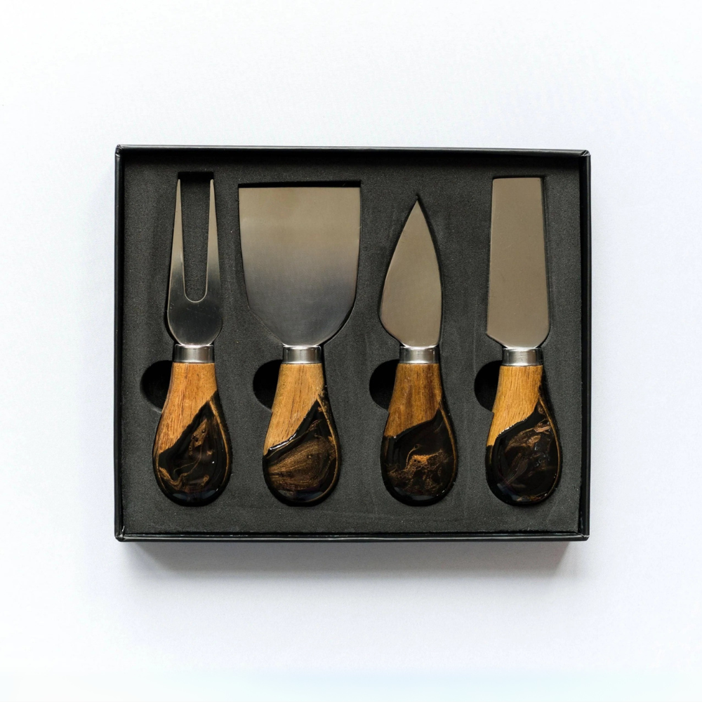 Käsemesserset – 4-teilig mit Holz- oder Harzgriff in Geschenkbox