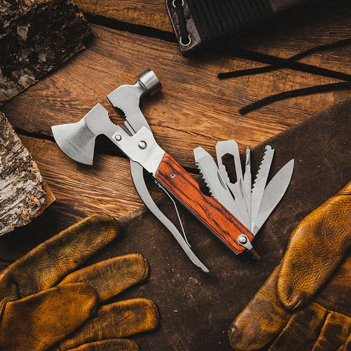 Axt-Multitool – 15 Funktionen im Rosenholzgriff
