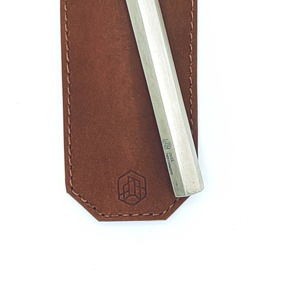 Flaschenöffner mit Büffellederhülle – aus gebranntem Edelstahl, im Geschenketui