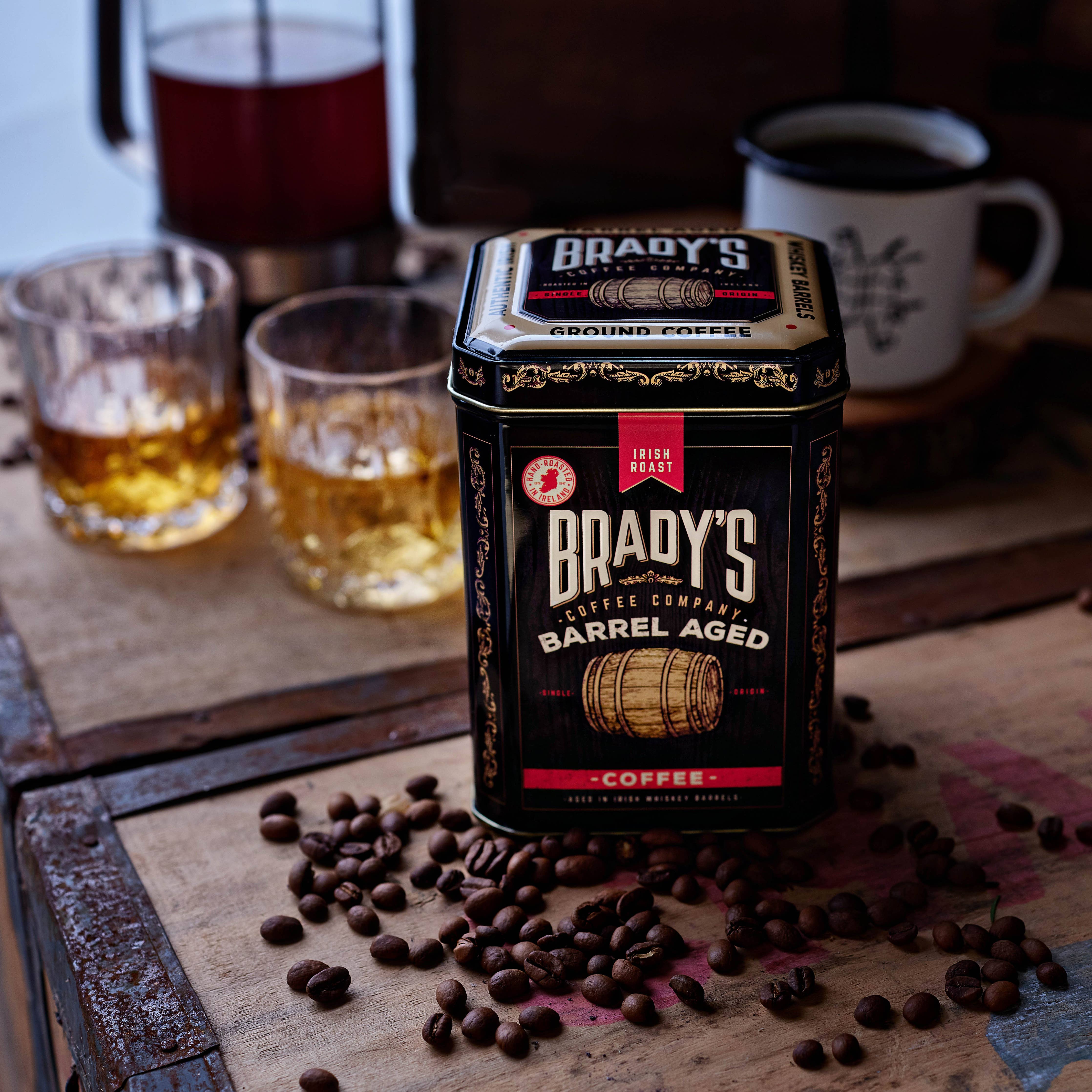 Barista-Set: Klopfbox, Tamper & Brady’s Whiskey-Kaffee