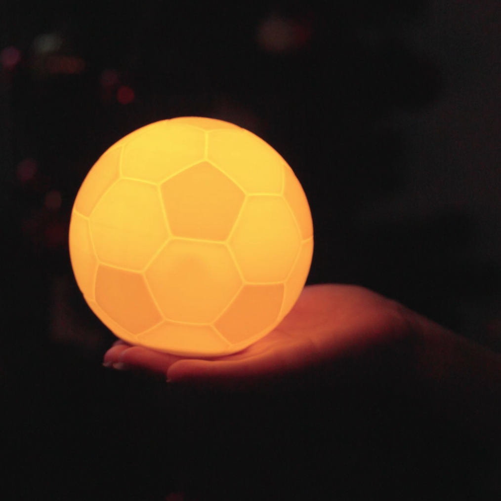 Fußball Lampe – drehender LED-Globus