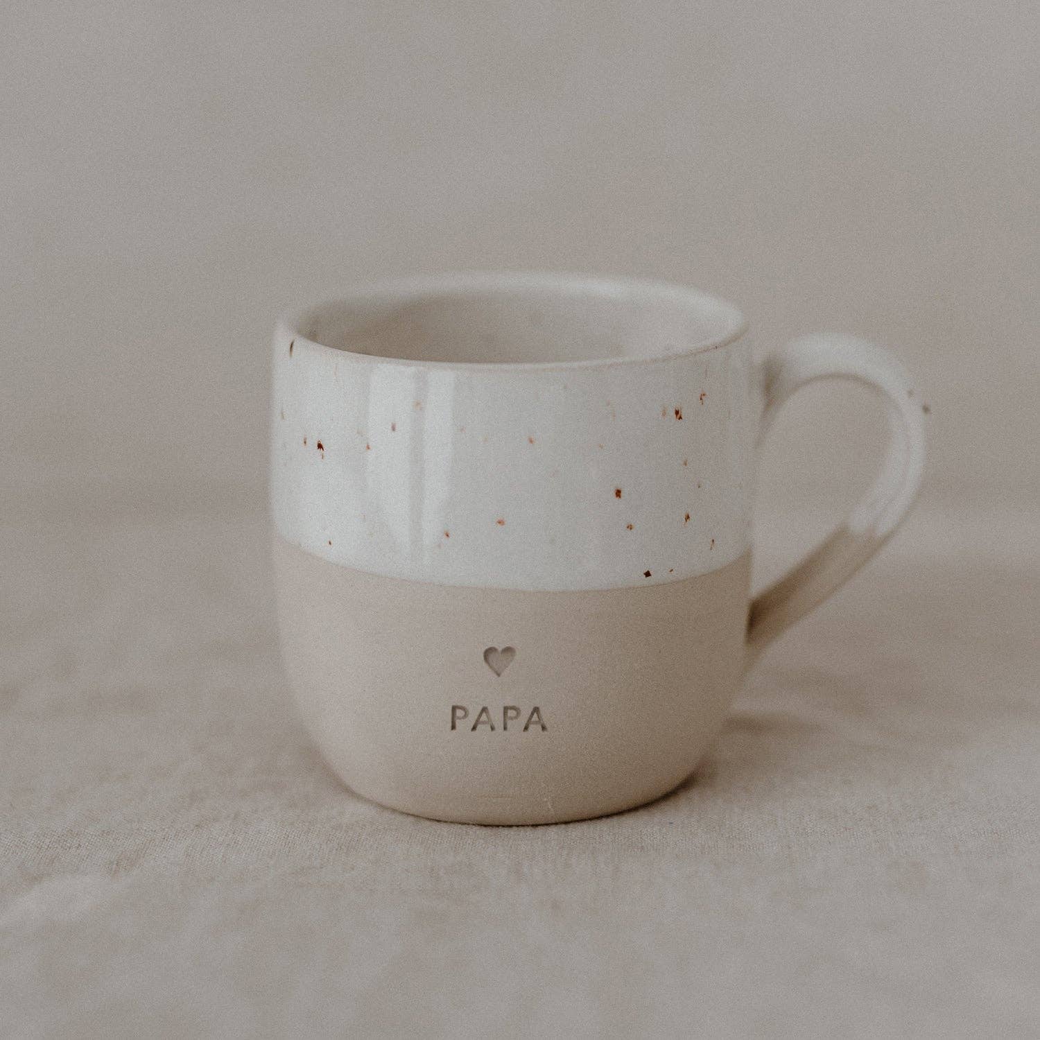 Papa Cappuccino Tasse - MANVA - Geschenke für Männer mit Stil & Lebenserfahrung