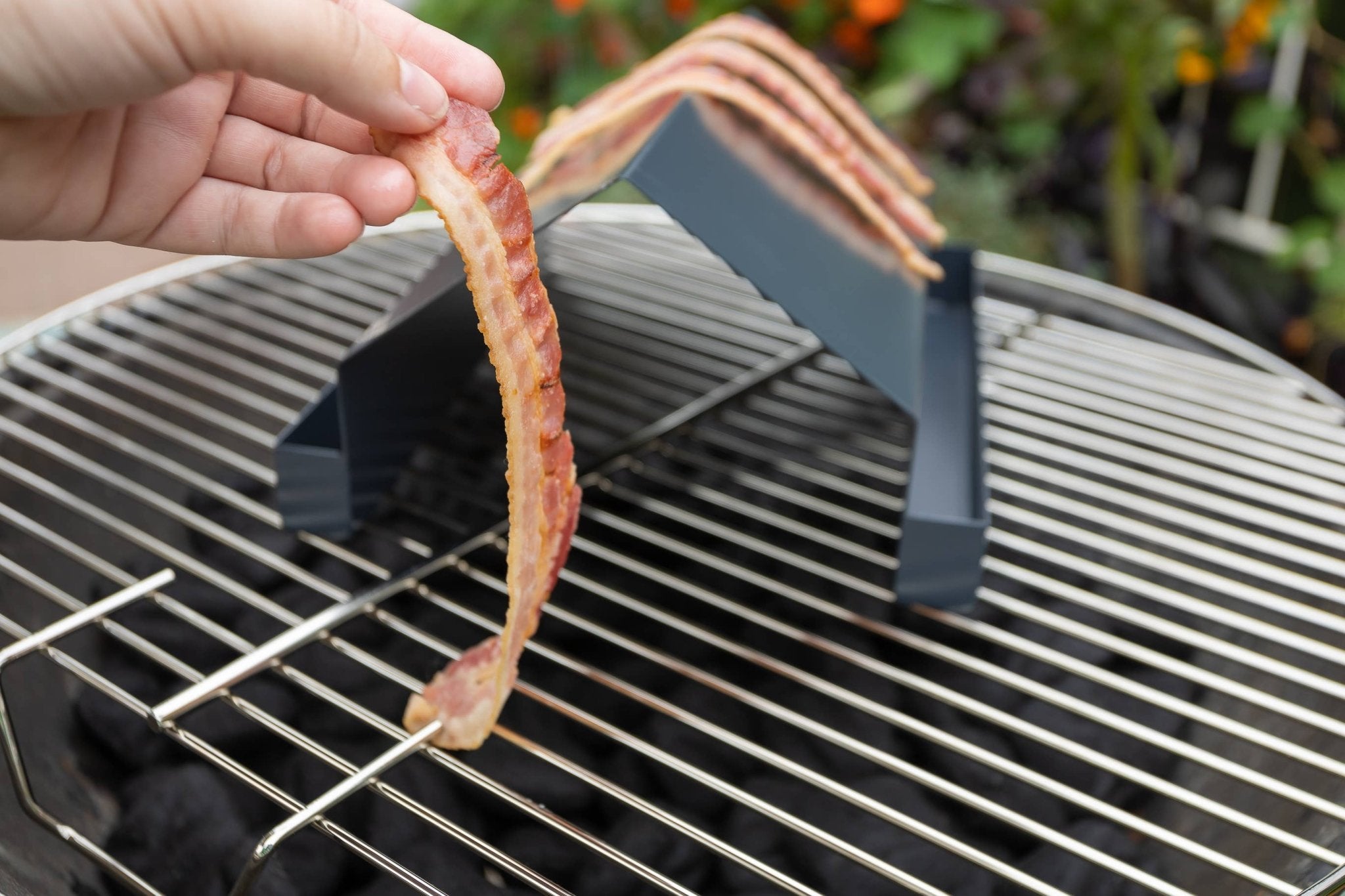 Speck - Grillrost mit Antihaft - MANVA - Geschenke für Männer mit Stil & Lebenserfahrung