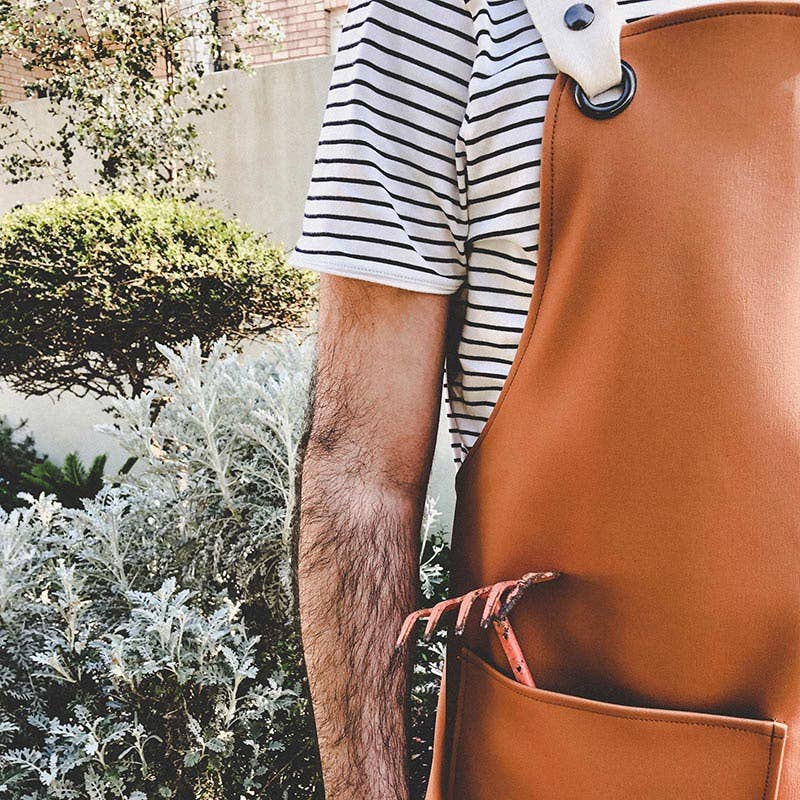 Vegane Schürze von Yako & Co – aus veganem Leder, fair produziert