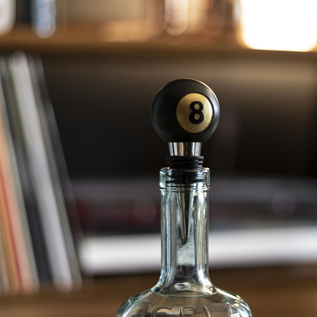Flaschenverschluss mit Billard-Kugel – Edelstahl & Design