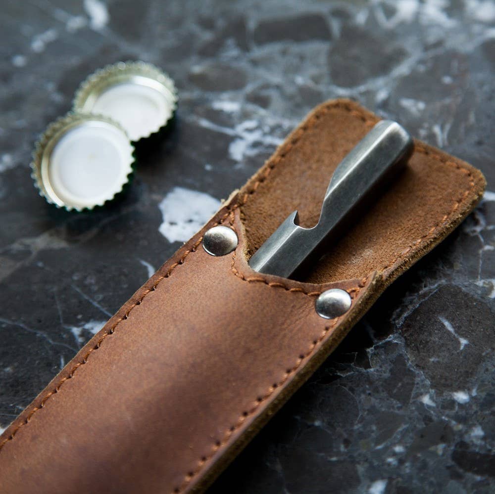 Flaschenöffner mit Büffellederhülle – aus gebranntem Edelstahl, im Geschenketui