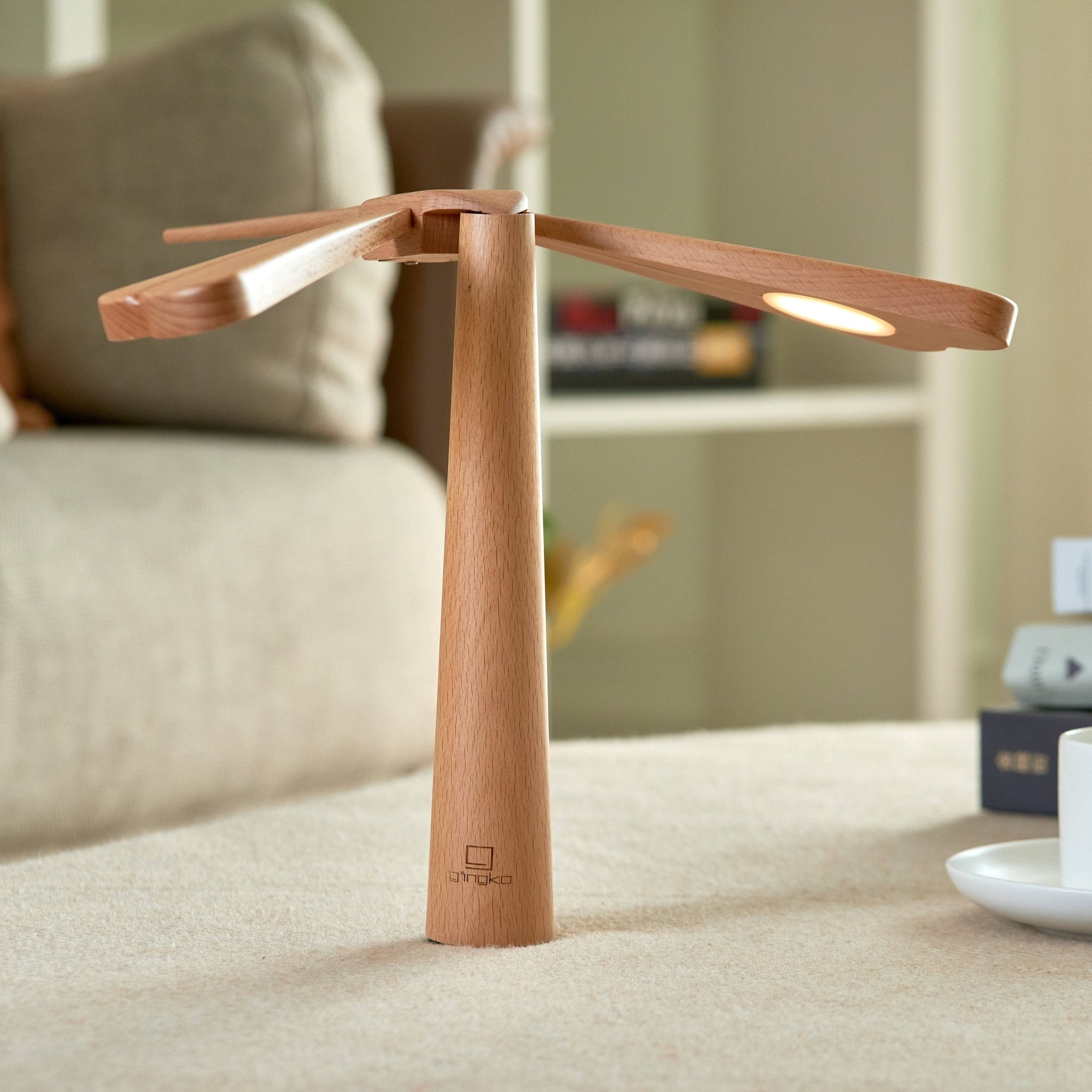 Dragonfly Balance Tischlampe - MANVA - Geschenke für Männer mit Stil & Lebenserfahrung