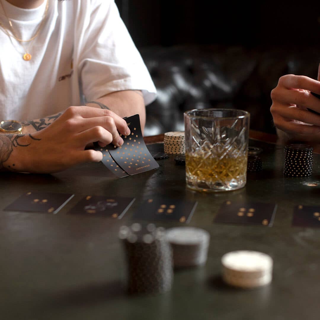 Poker - Set Dead Man's Hand - MANVA - Geschenke für Männer mit Stil & Lebenserfahrung